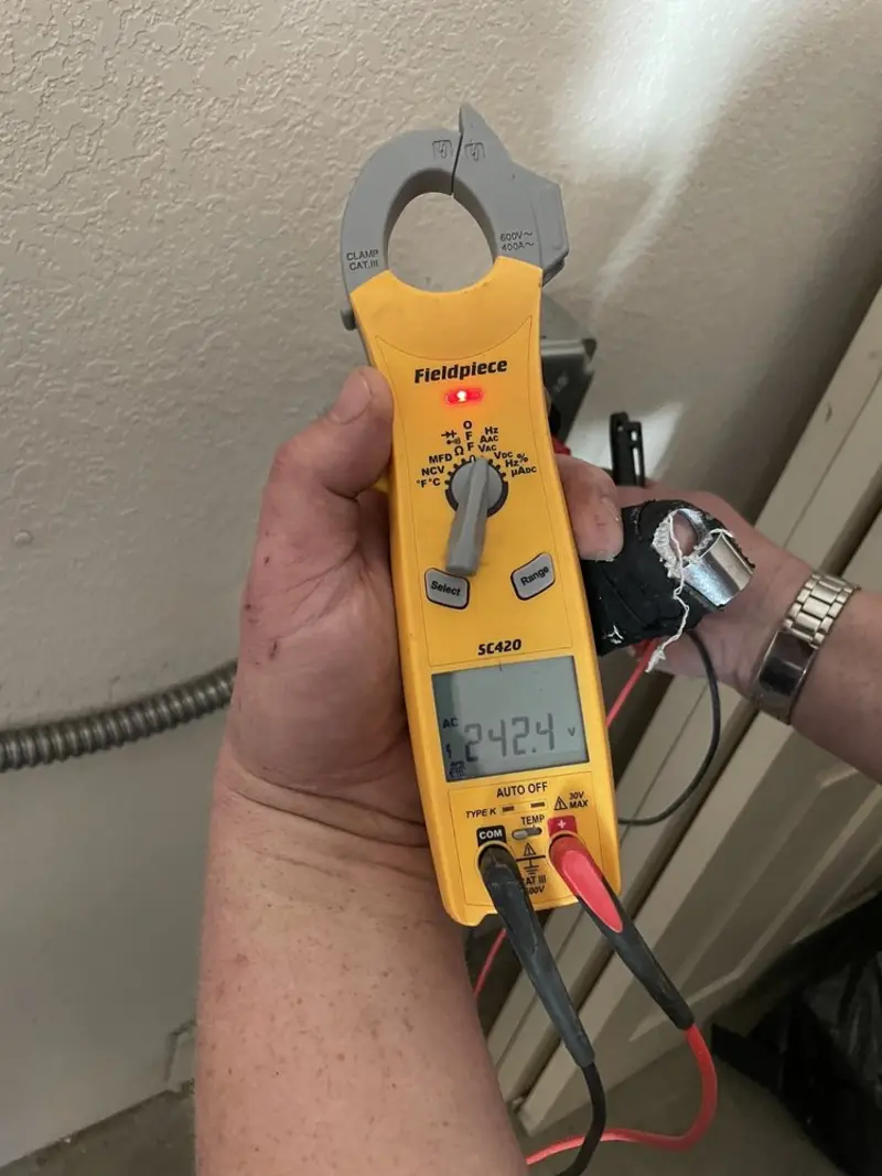 Voltage testing with clamp meter during Aluminum Wiring Replacement in Sherwood